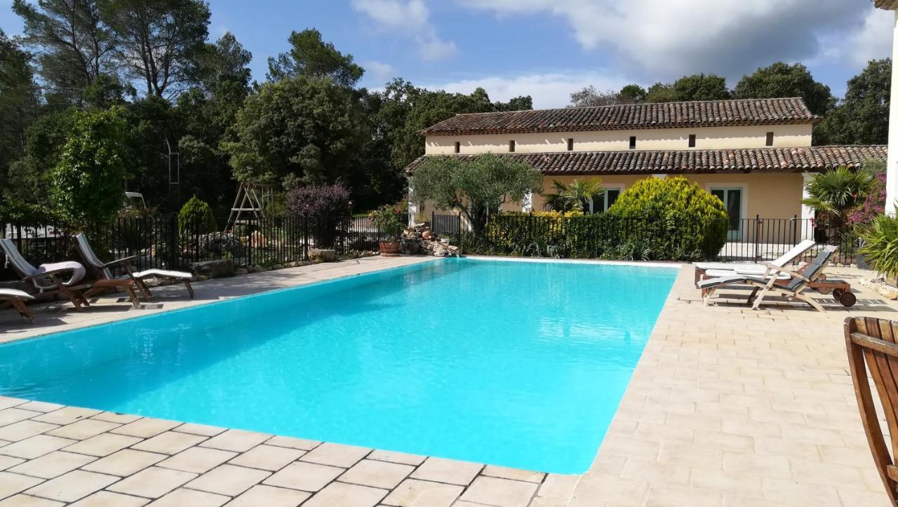 Entre Ciel Et Terre Villa Besse-sur-Issole Екстериор снимка